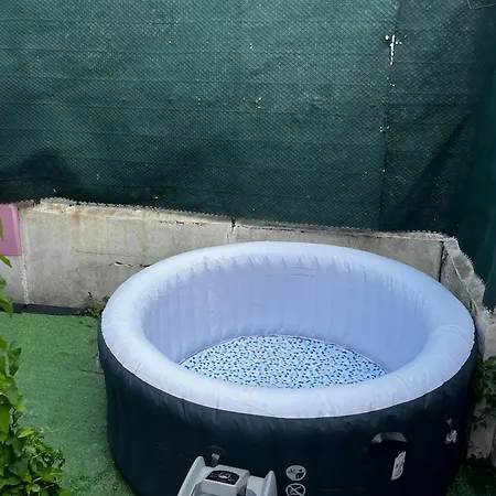 Petit Havre De Paix A Avec Jardin